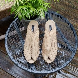 Unique style platform heels!